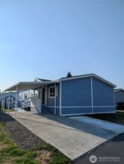 5711 100th Street NE #81, Marysville, WA 98270