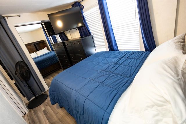 1825 W Balboa, Newport Beach, CA 92663