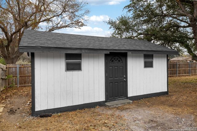 2115 Peach Blossom, San Antonio, TX 78247