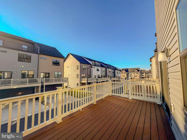 822 TEACHER MITCHELL RD, Glen Burnie, MD 21060