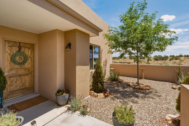 34 Willow Back, Santa Fe, NM 87508