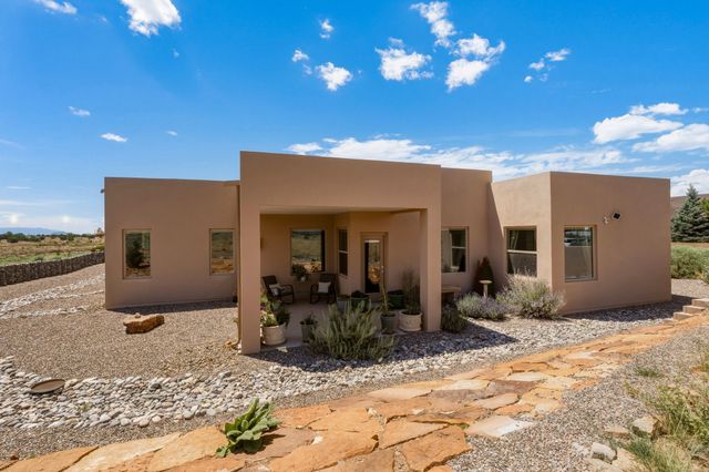 34 Willow Back, Santa Fe, NM 87508
