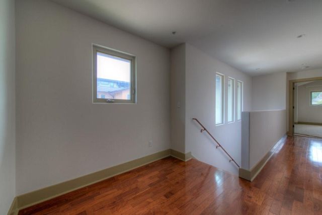 605 Peacock LN C, Austin, TX 78704