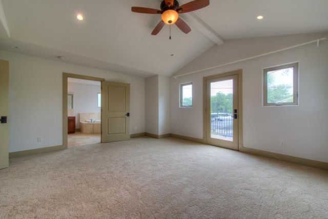 605 Peacock LN C, Austin, TX 78704