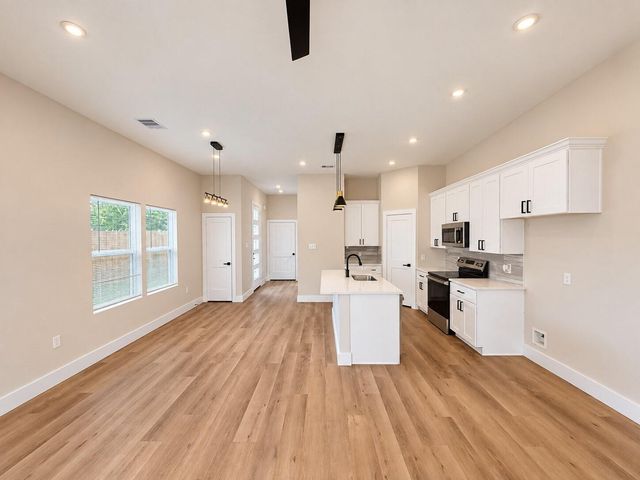 2413 Chew Street, Houston, TX 77020