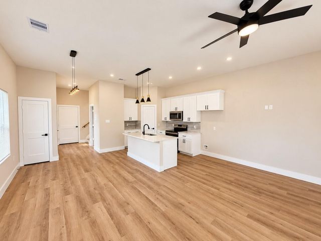 2413 Chew Street, Houston, TX 77020