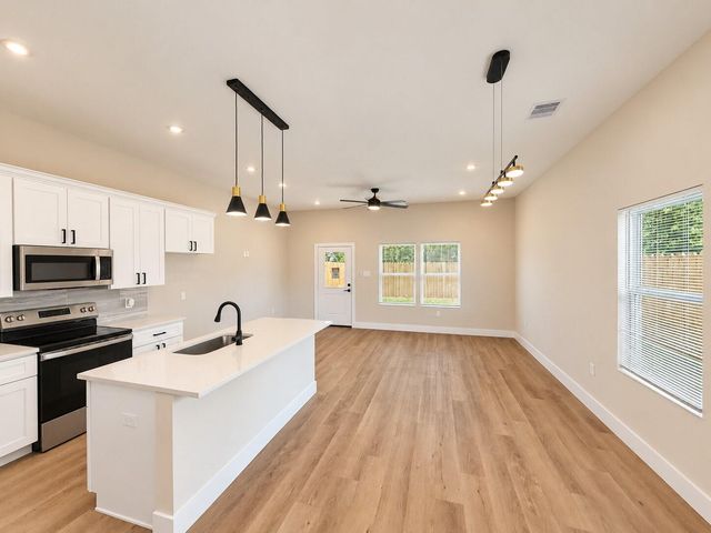2413 Chew Street, Houston, TX 77020