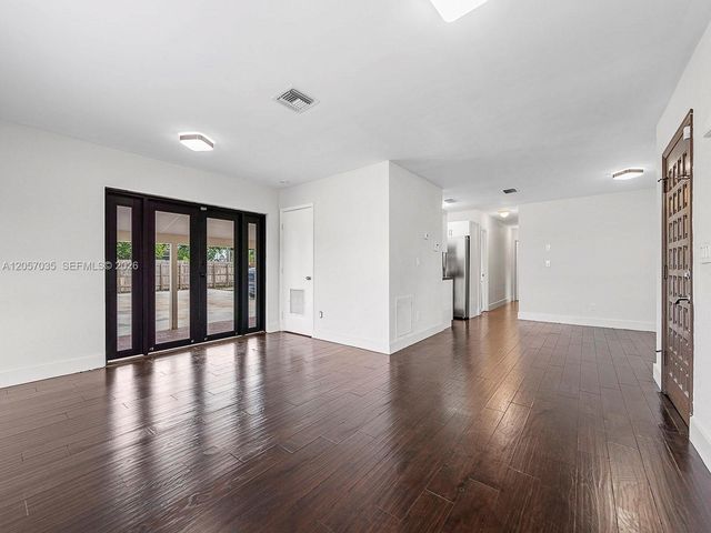 16321 SW 96th Avenue 0, Miami, FL 33157