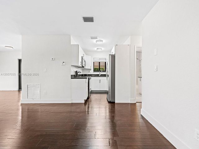 16321 SW 96th Avenue 0, Miami, FL 33157