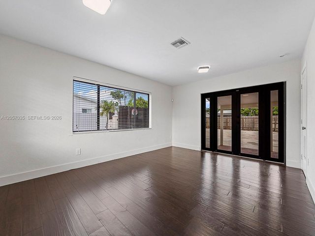 16321 SW 96th Avenue 0, Miami, FL 33157