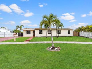 16321 SW 96th Avenue 0, Miami, FL 33157