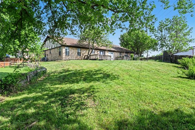 8834 Sandcastle Court, Fort Worth, TX 76179