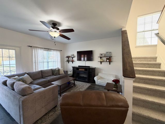 705 Shadow Dance Ln, Boiling Springs, SC 29316