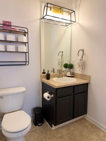 705 Shadow Dance Ln, Boiling Springs, SC 29316