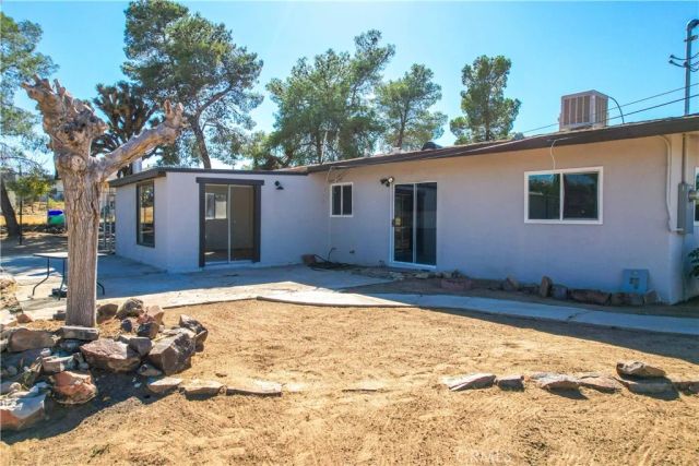 7453 Condalia Avenue, Yucca Valley, CA 92284