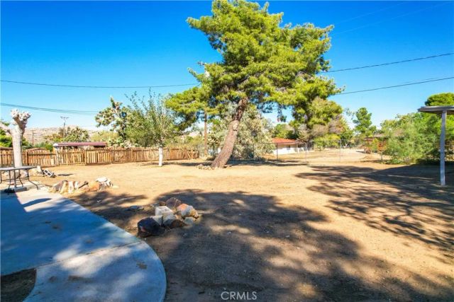7453 Condalia Avenue, Yucca Valley, CA 92284