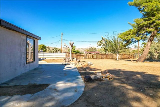 7453 Condalia Avenue, Yucca Valley, CA 92284
