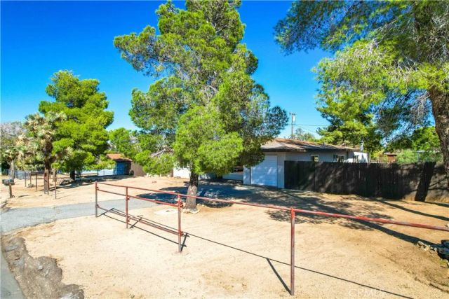 7453 Condalia Avenue, Yucca Valley, CA 92284