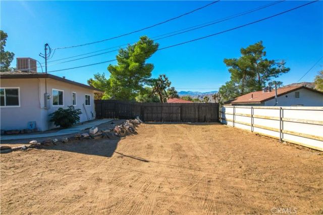 7453 Condalia Avenue, Yucca Valley, CA 92284
