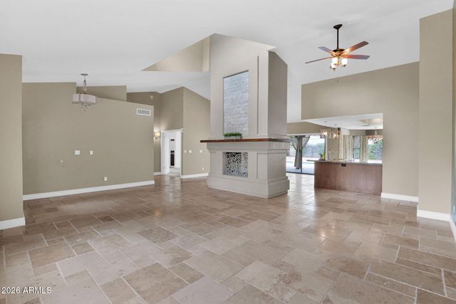 10570 E SAN SALVADOR Drive, Scottsdale, AZ 85258