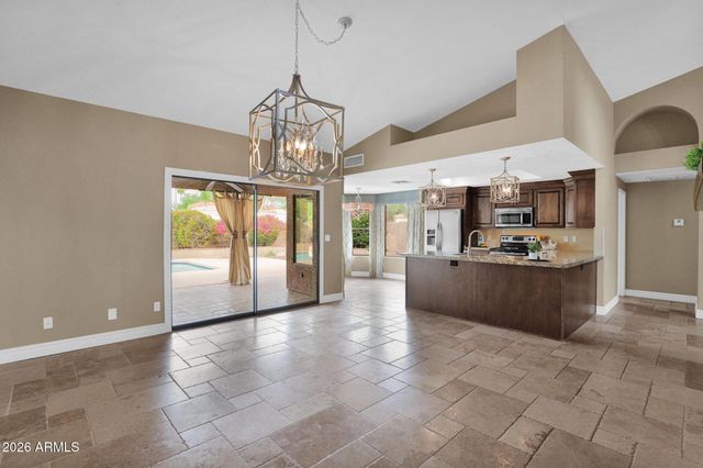 10570 E SAN SALVADOR Drive, Scottsdale, AZ 85258