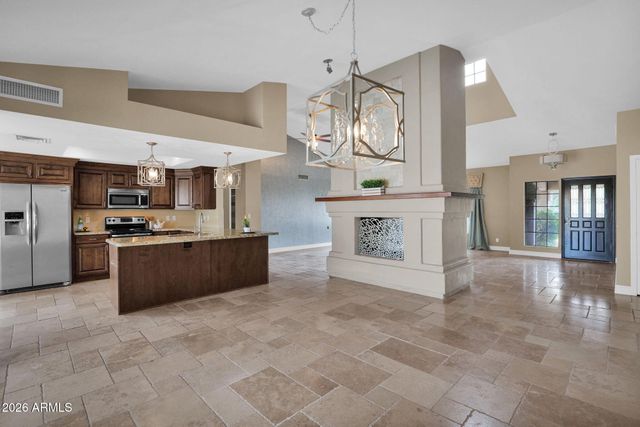 10570 E SAN SALVADOR Drive, Scottsdale, AZ 85258