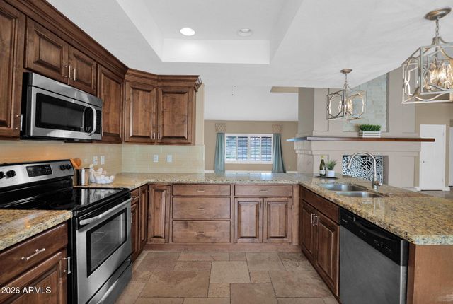 10570 E SAN SALVADOR Drive, Scottsdale, AZ 85258