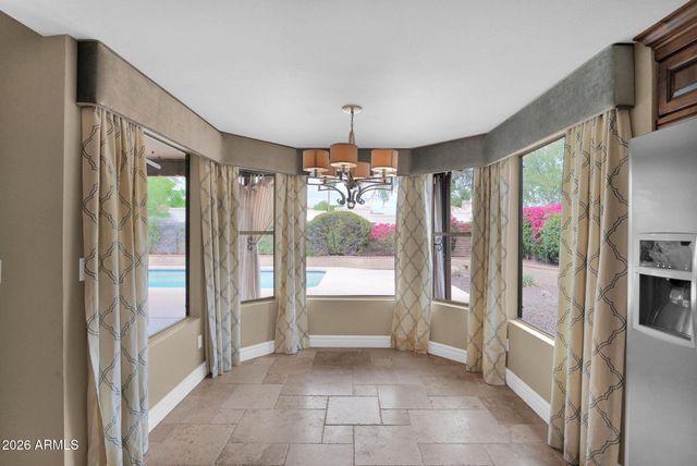 10570 E SAN SALVADOR Drive, Scottsdale, AZ 85258