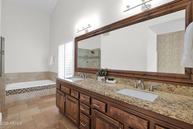 10570 E SAN SALVADOR Drive, Scottsdale, AZ 85258