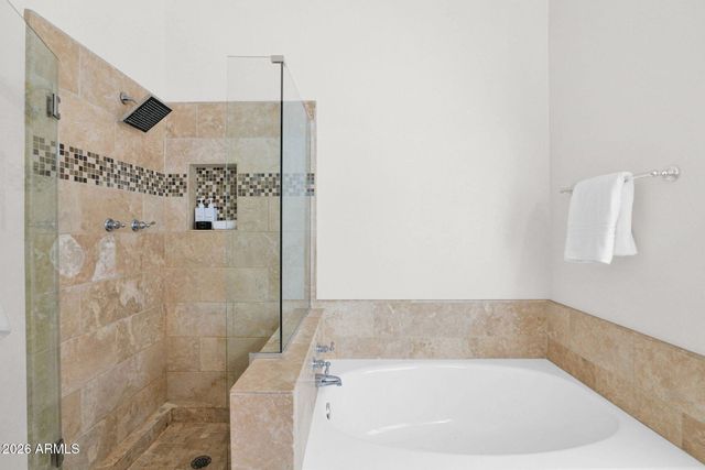 10570 E SAN SALVADOR Drive, Scottsdale, AZ 85258