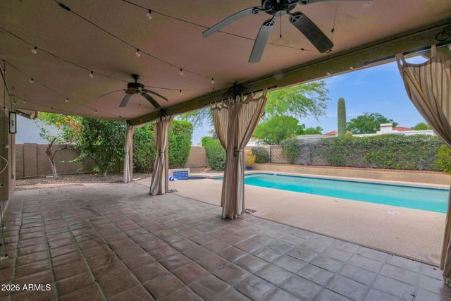 10570 E SAN SALVADOR Drive, Scottsdale, AZ 85258
