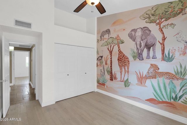 10570 E SAN SALVADOR Drive, Scottsdale, AZ 85258