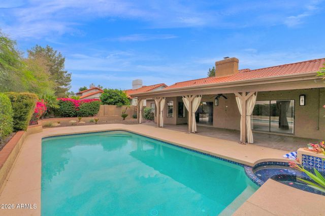 10570 E SAN SALVADOR Drive, Scottsdale, AZ 85258
