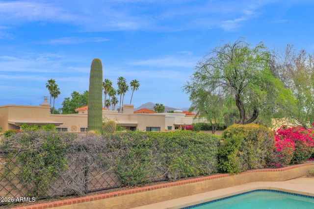 10570 E SAN SALVADOR Drive, Scottsdale, AZ 85258