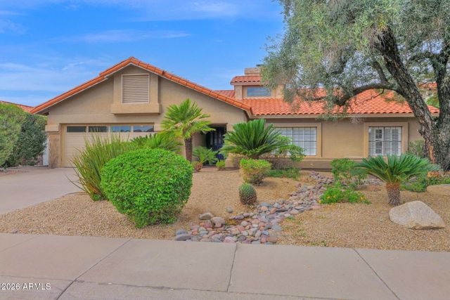 10570 E SAN SALVADOR Drive, Scottsdale, AZ 85258