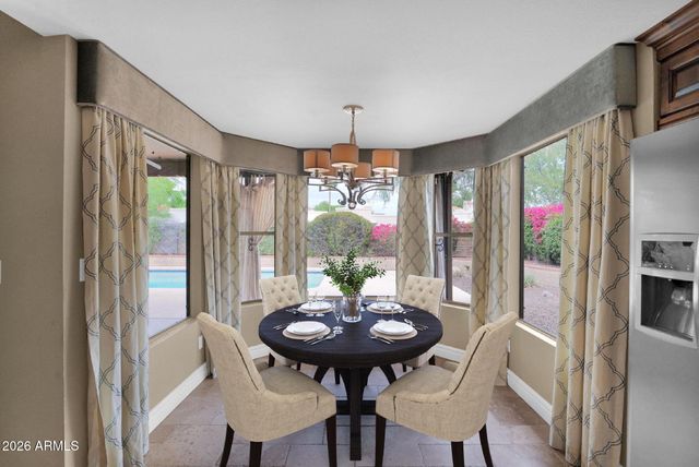 10570 E SAN SALVADOR Drive, Scottsdale, AZ 85258