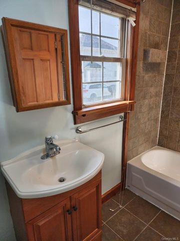 7 Cross Street, Port Jervis, NY 12771