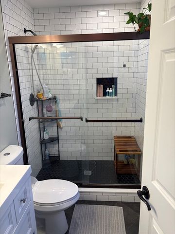 2 Lee 1, Hudson, MA 01749