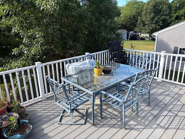 2 Lee 1, Hudson, MA 01749