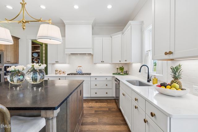3808 Cobbler View Way, Fuquay Varina, NC 27526