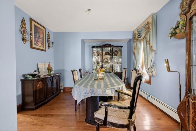 377 Union St, Leominster, MA 01453