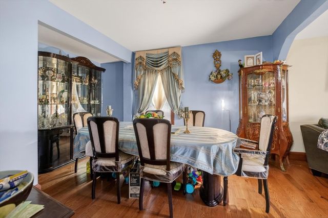 377 Union St, Leominster, MA 01453