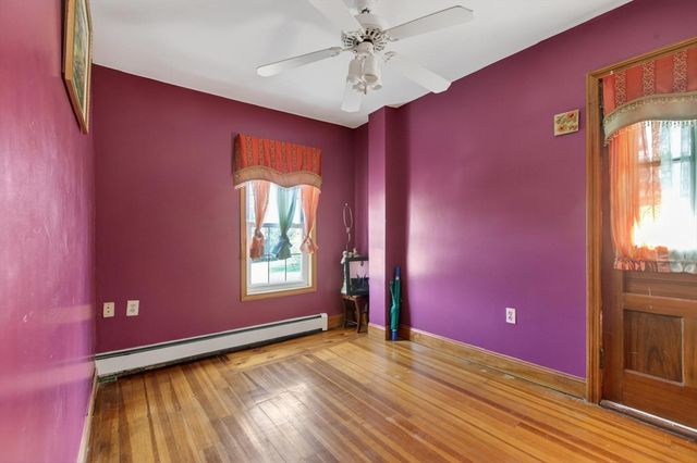 377 Union St, Leominster, MA 01453