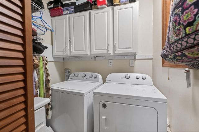 377 Union St, Leominster, MA 01453