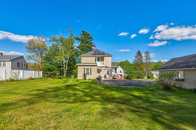 377 Union St, Leominster, MA 01453