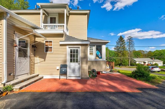 377 Union St, Leominster, MA 01453