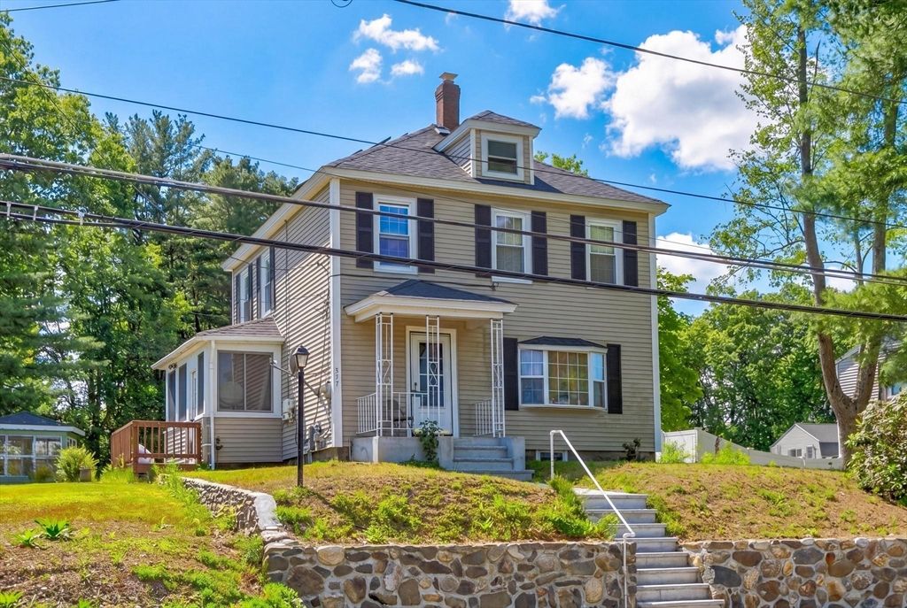 377 Union St, Leominster, MA 01453