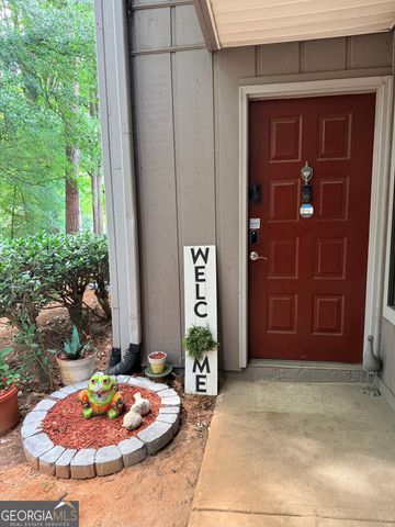 4005 Woodridge Way, Tucker, GA 30084