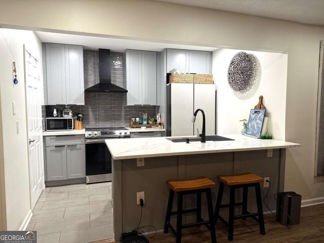 4005 Woodridge Way, Tucker, GA 30084