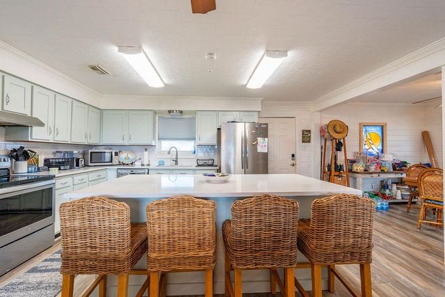 2938 Hwy 1, Grand Isle, LA 70358